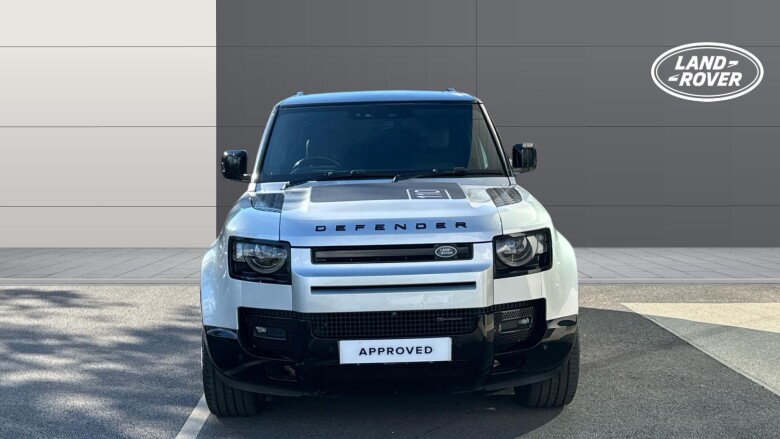 Land Rover Defender 3.0 D250 X-Dynamic HSE 110 5dr Auto Diesel Estate